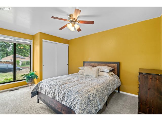 20180 Sw SANDRA Ct, Beaverton, OR 97003