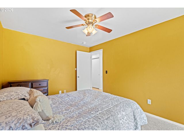 20180 Sw SANDRA Ct, Beaverton, OR 97003
