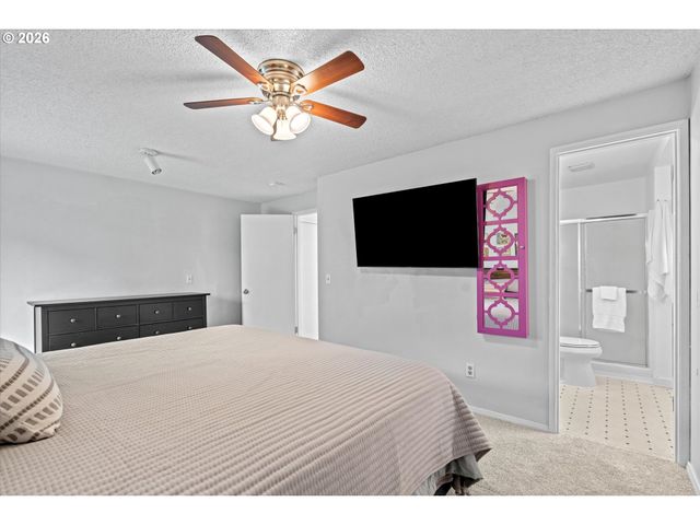 20180 Sw SANDRA Ct, Beaverton, OR 97003