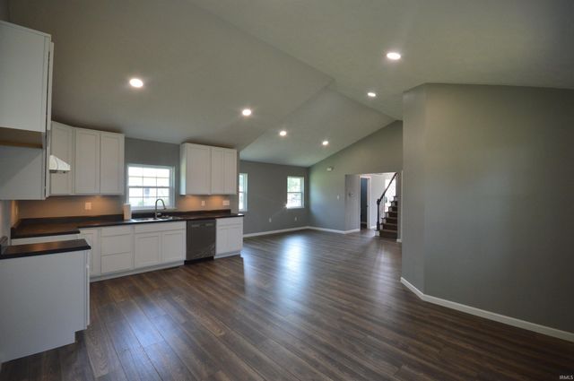 905 Vanburen Street, Walkerton, IN 46574