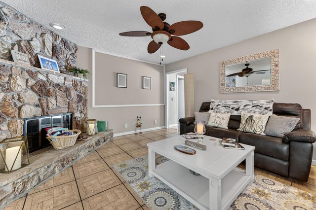 3194 Pebble Beach Drive, Lake Worth, FL 33467