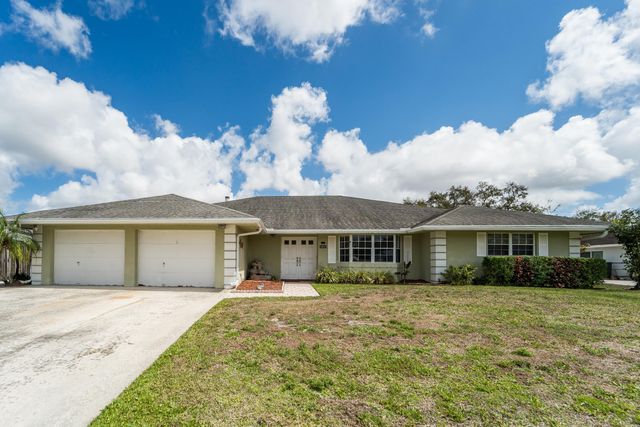 3194 Pebble Beach Drive, Lake Worth, FL 33467
