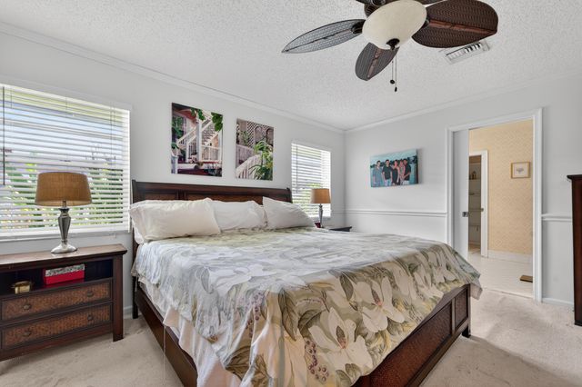 3194 Pebble Beach Drive, Lake Worth, FL 33467