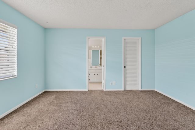 3194 Pebble Beach Drive, Lake Worth, FL 33467