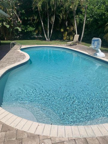 3194 Pebble Beach Drive, Lake Worth, FL 33467