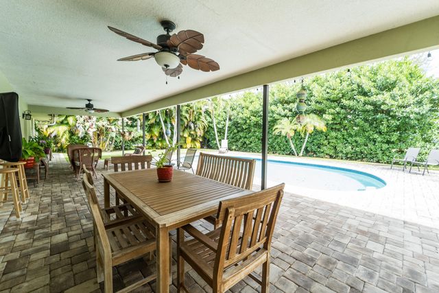 3194 Pebble Beach Drive, Lake Worth, FL 33467