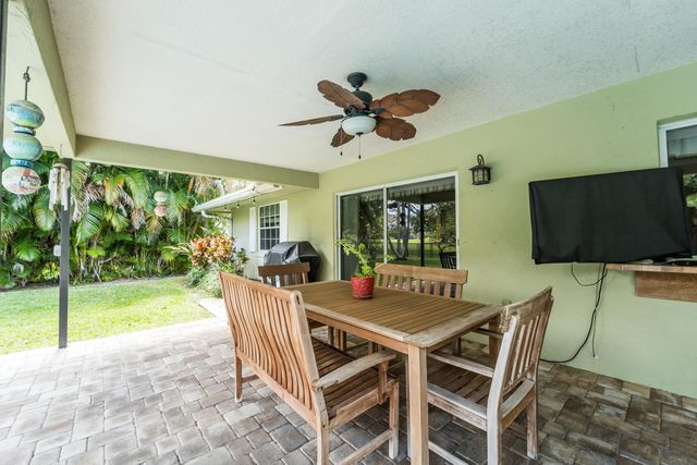 3194 Pebble Beach Drive, Lake Worth, FL 33467