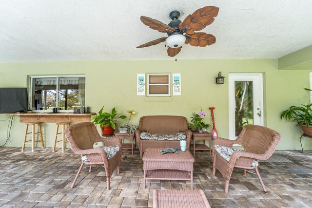 3194 Pebble Beach Drive, Lake Worth, FL 33467