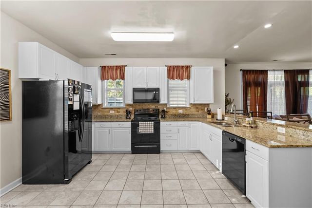 434 Blue Beech WAY, Chesapeake, VA 23320