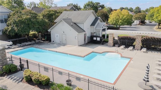 434 Blue Beech WAY, Chesapeake, VA 23320