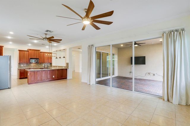 11340 SW Vanderbilt Circle, Port St. Lucie, FL 34987