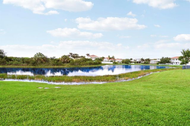 11340 SW Vanderbilt Circle, Port St. Lucie, FL 34987