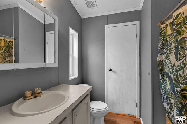 708 Santa Clara Ave, Pueblo, CO 81005