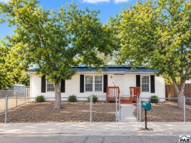 708 Santa Clara Ave, Pueblo, CO 81005