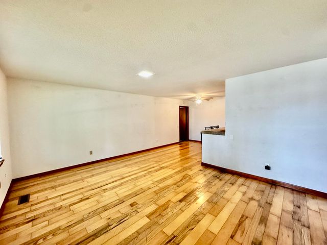 116 Utopia Road, Melbourne, AR 72556