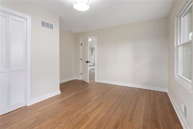 10505 W 49th Street, Shawnee, KS 66203
