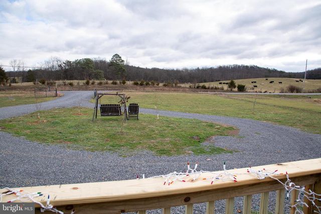 1101 BEAVER RUN RD, Burlington, WV 26710