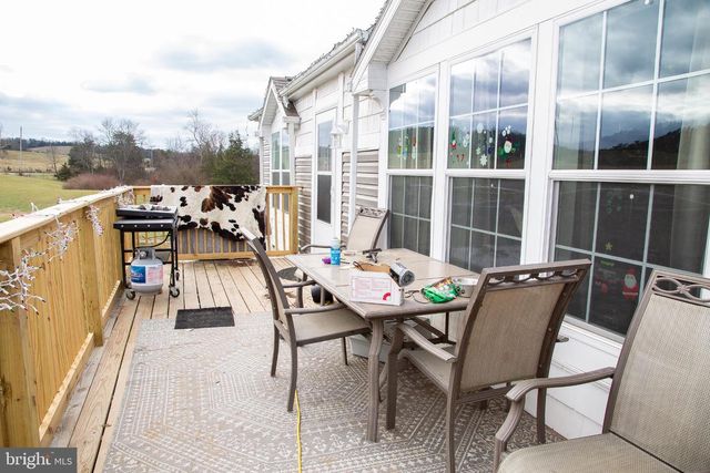 1101 BEAVER RUN RD, Burlington, WV 26710