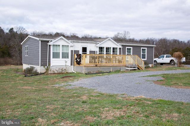 1101 BEAVER RUN RD, Burlington, WV 26710