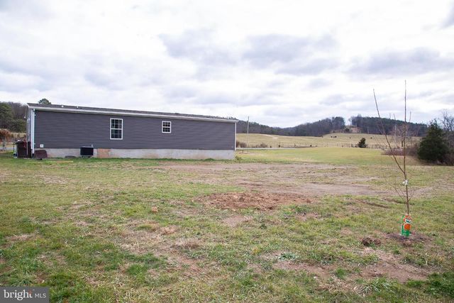 1101 BEAVER RUN RD, Burlington, WV 26710