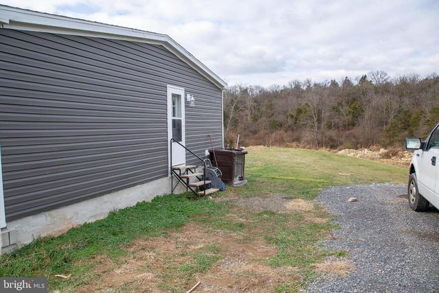 1101 BEAVER RUN RD, Burlington, WV 26710