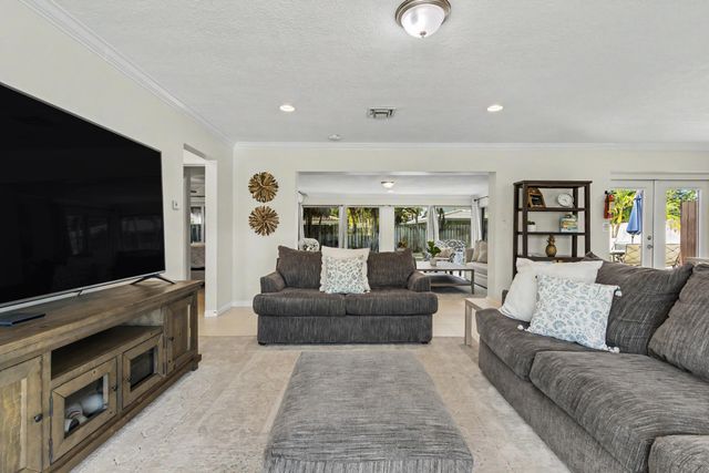2770 NE 53rd Street, Lighthouse Point, FL 33064