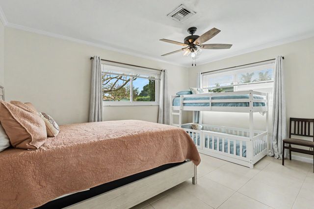 2770 NE 53rd Street, Lighthouse Point, FL 33064