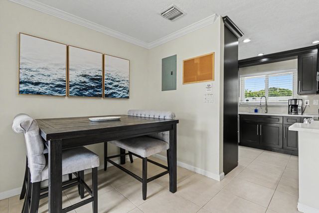 2770 NE 53rd Street, Lighthouse Point, FL 33064
