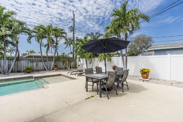 2770 NE 53rd Street, Lighthouse Point, FL 33064