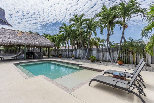 2770 NE 53rd Street, Lighthouse Point, FL 33064