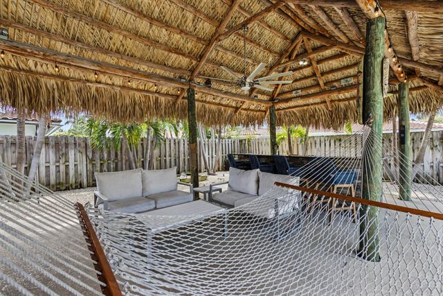 2770 NE 53rd Street, Lighthouse Point, FL 33064