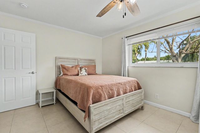 2770 NE 53rd Street, Lighthouse Point, FL 33064