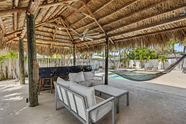 2770 NE 53rd Street, Lighthouse Point, FL 33064