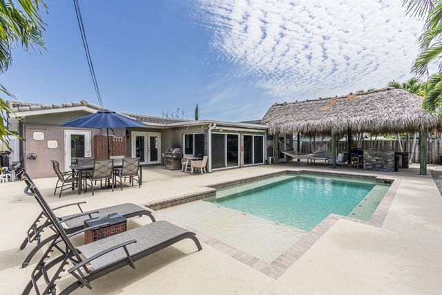 2770 NE 53rd Street, Lighthouse Point, FL 33064