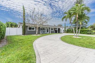 2770 NE 53rd Street, Lighthouse Point, FL 33064