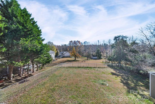 3405 Clarks Chapel Road, Lenoir, NC 28645