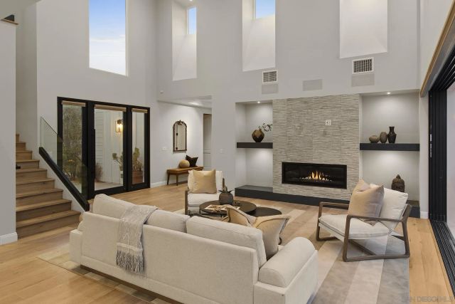 6989 Paseo Laredo, La Jolla, CA 92037