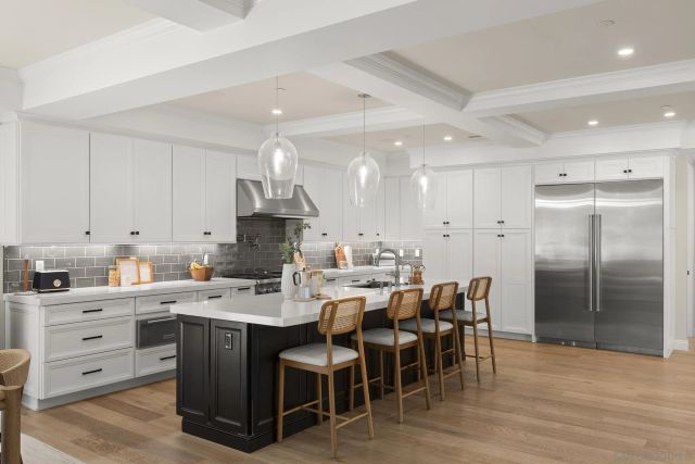 6989 Paseo Laredo, La Jolla, CA 92037