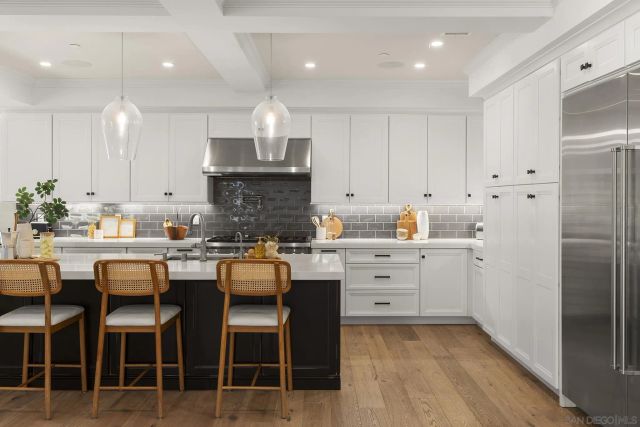 6989 Paseo Laredo, La Jolla, CA 92037