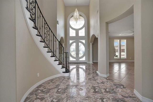 18 E Bar Le Doc Dr, Corpus Christi, TX 78414