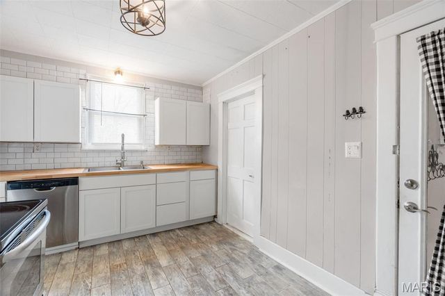 301 E Maple Street, Wentzville, MO 63385