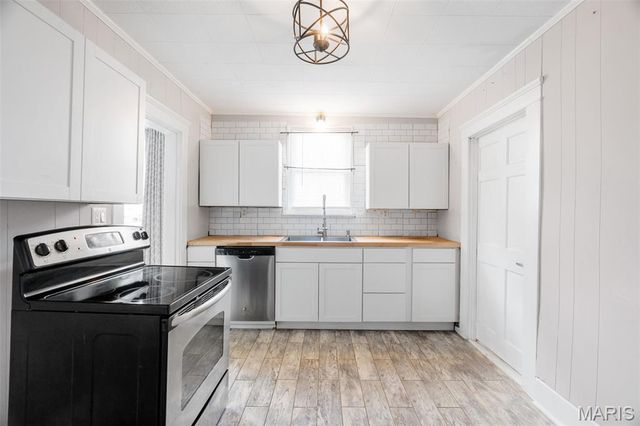 301 E Maple Street, Wentzville, MO 63385