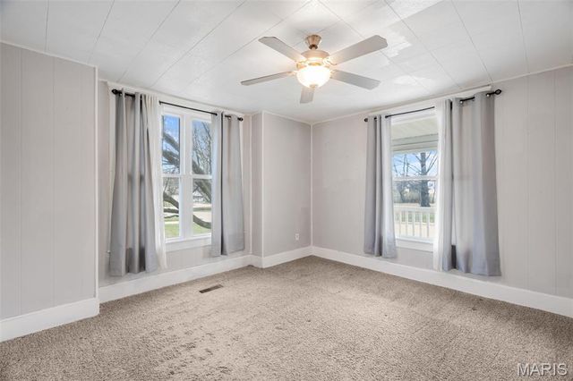 301 E Maple Street, Wentzville, MO 63385