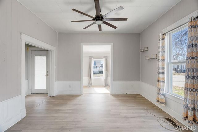 301 E Maple Street, Wentzville, MO 63385