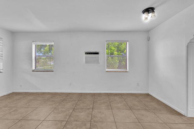 4936 NE 14TH Avenue, Pompano Beach, FL 33064