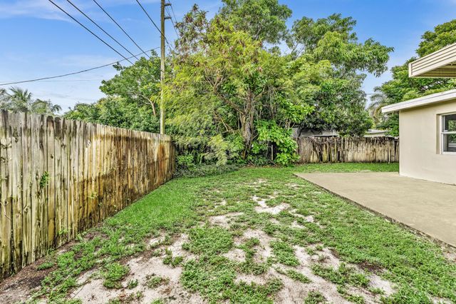 4936 NE 14TH Avenue, Pompano Beach, FL 33064