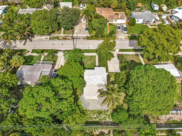 4936 NE 14TH Avenue, Pompano Beach, FL 33064