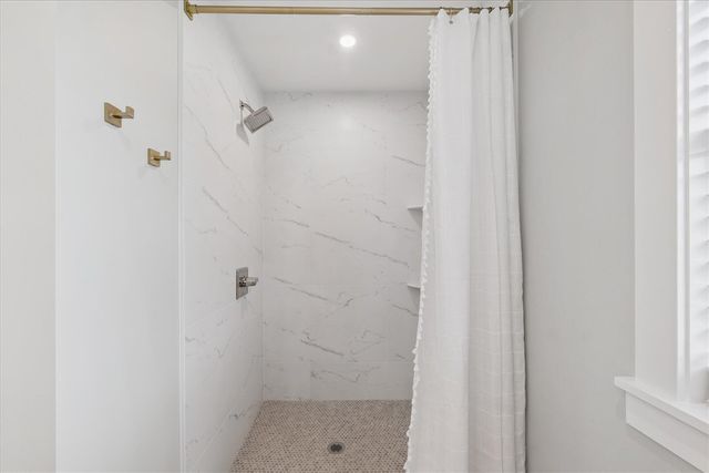 9098 Dexter-Pinckney Road, Pinckney, MI 48169