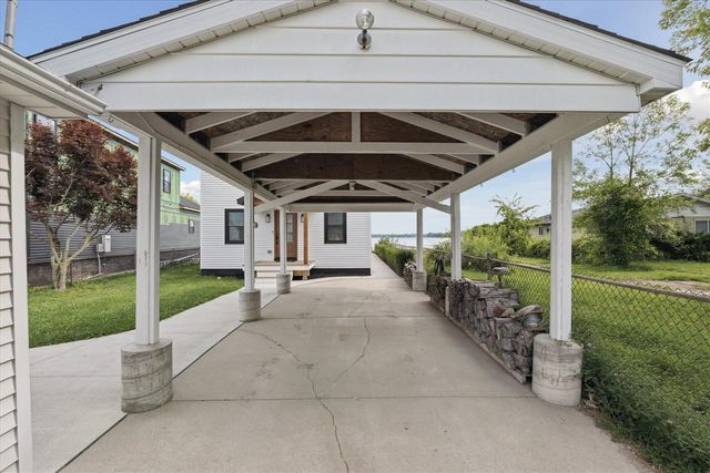 9098 Dexter-Pinckney Road, Pinckney, MI 48169