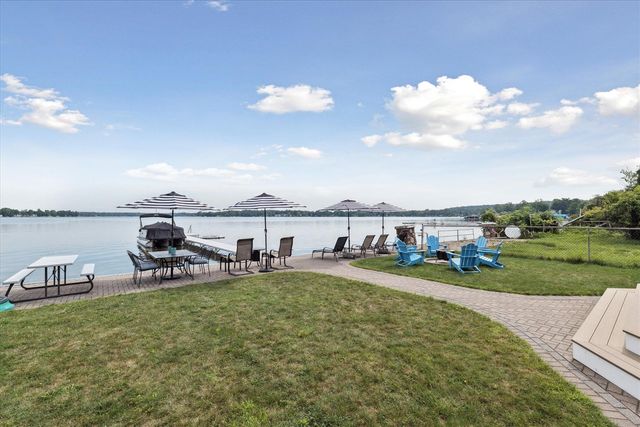 9098 Dexter-Pinckney Road, Pinckney, MI 48169